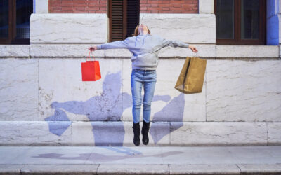 Minimalizm kontra konsumpcjonizm – jak znaleźć złoty środek?